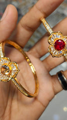 BEAUTIFUL BRACELLETE  CUFF